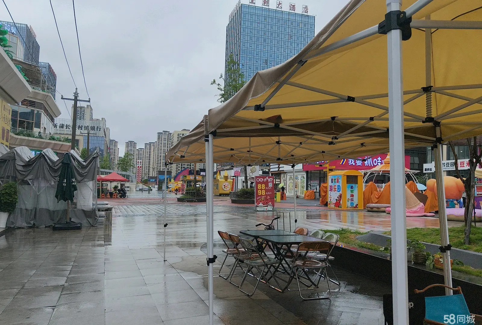 （转让)商用中心，步行街临街店铺，业态丰富
